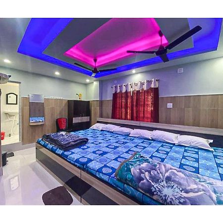 Hotel Ilora By Wb Inn Tarapith Exterior photo