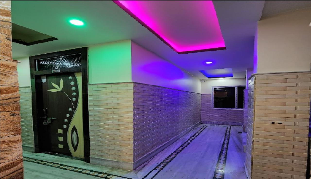 Hotel Ilora By Wb Inn Tarapith Exterior photo